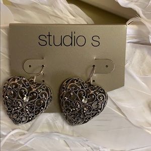 So for heart hanging earrings